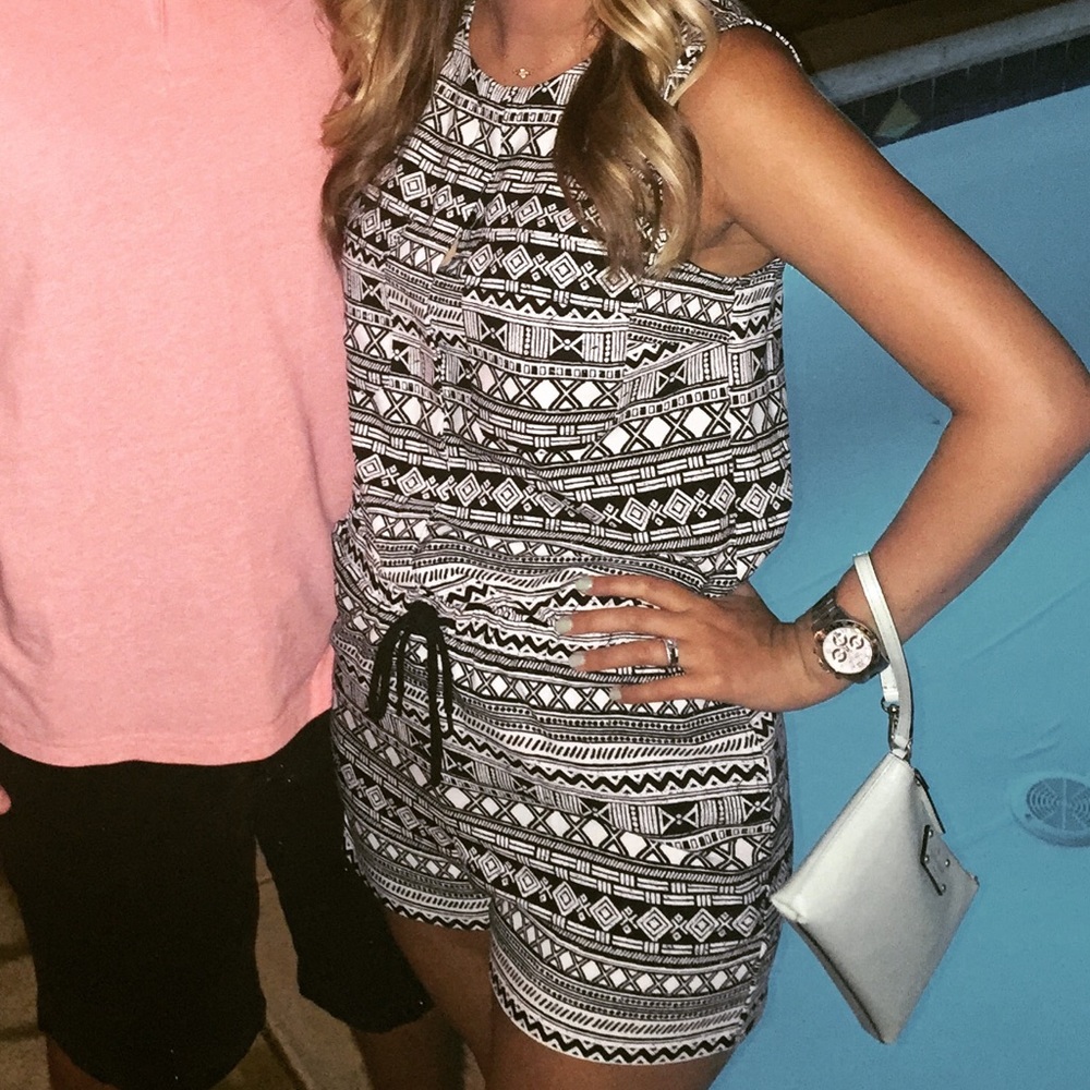 Romper - Picture 4 of 4